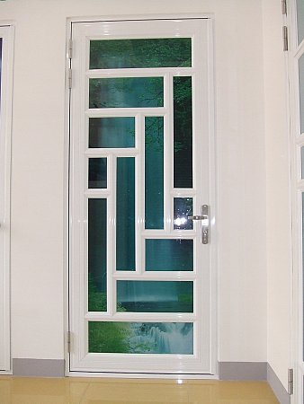 Cửa đi một cánh 01