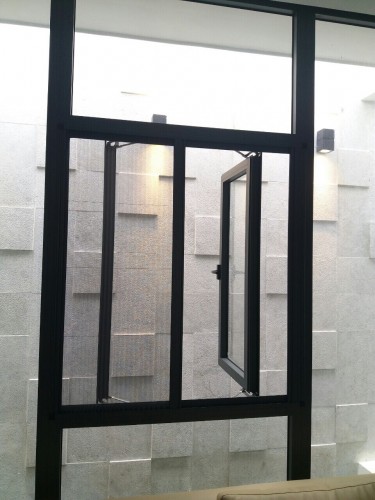 cửa lưới 09