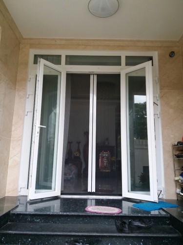 cửa lưới 12